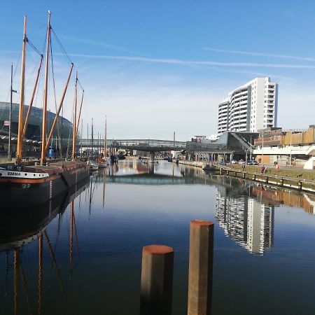 Ferienwohnung Breitschuhs Havenwelten Bremerhaven Esterno foto